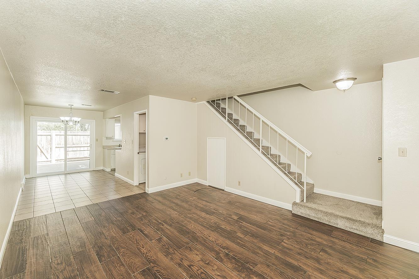 5138 E Ashlan Ave #127, Fresno, CA 93727