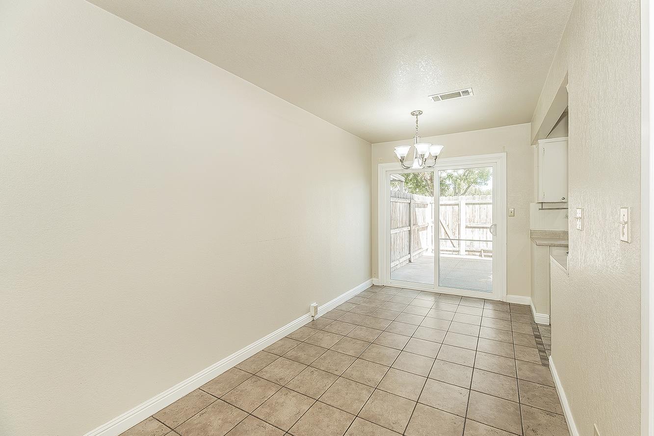 5138 E Ashlan Ave #127, Fresno, CA 93727
