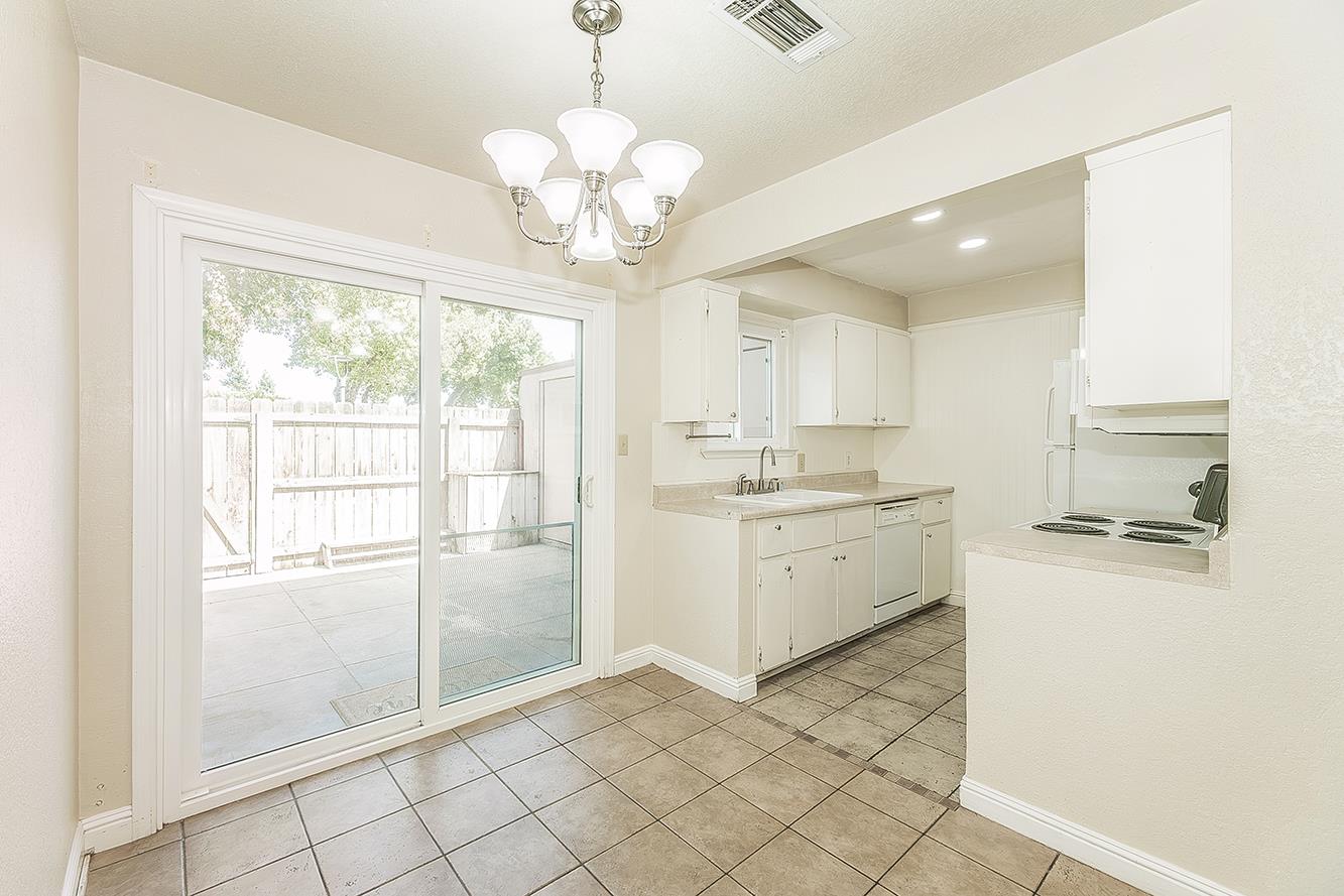 5138 E Ashlan Ave #127, Fresno, CA 93727