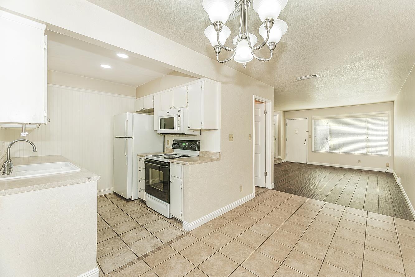 5138 E Ashlan Ave #127, Fresno, CA 93727