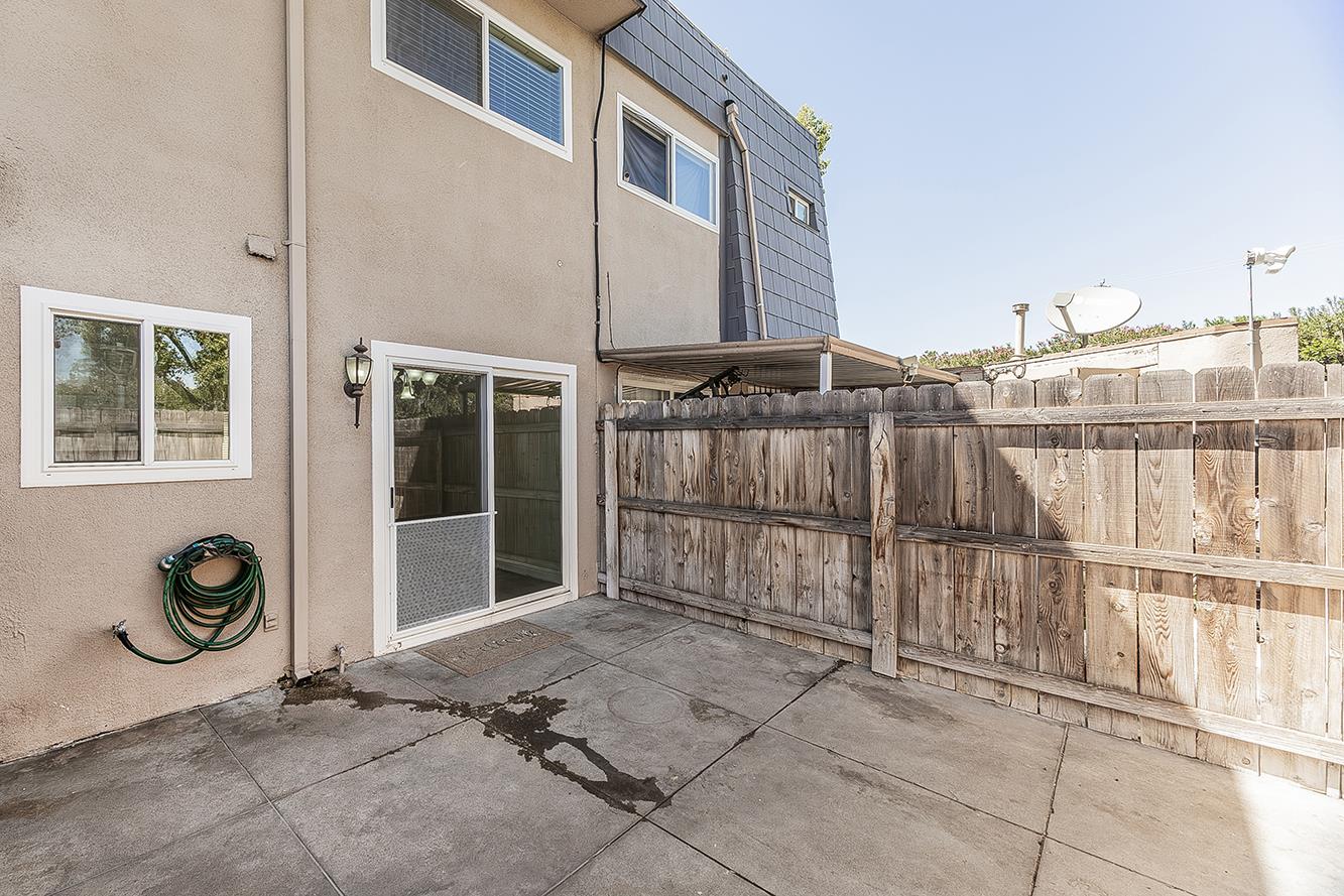 5138 E Ashlan Ave #127, Fresno, CA 93727