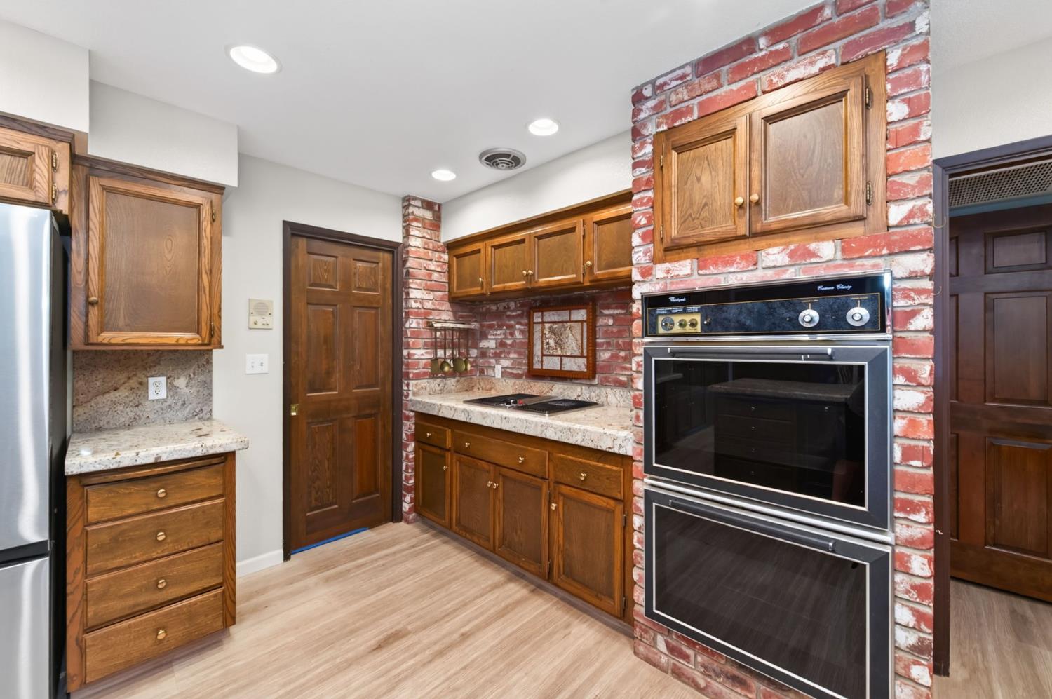 5504 N Parrish Way, Fresno, CA 93711