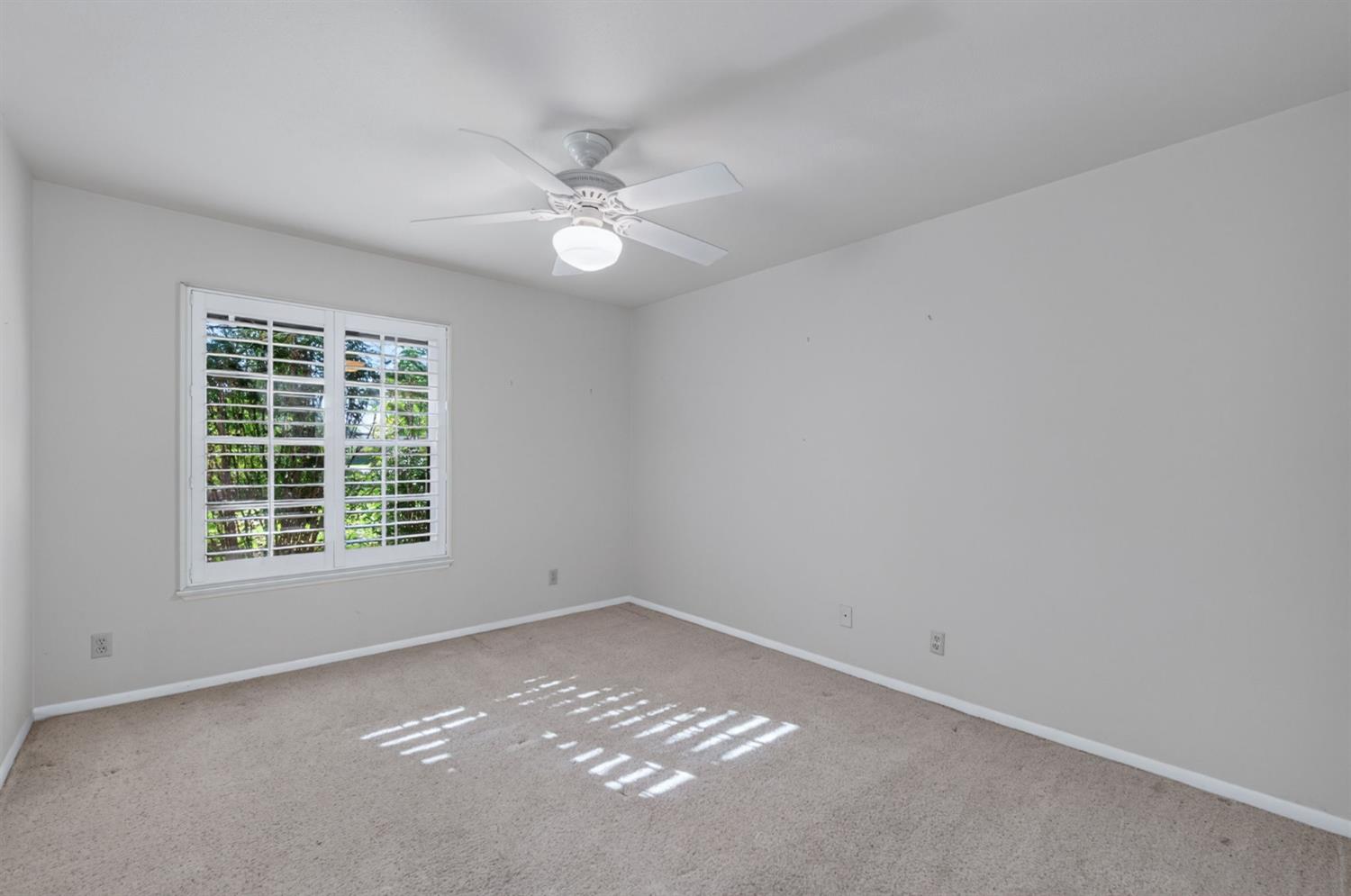 5504 N Parrish Way, Fresno, CA 93711