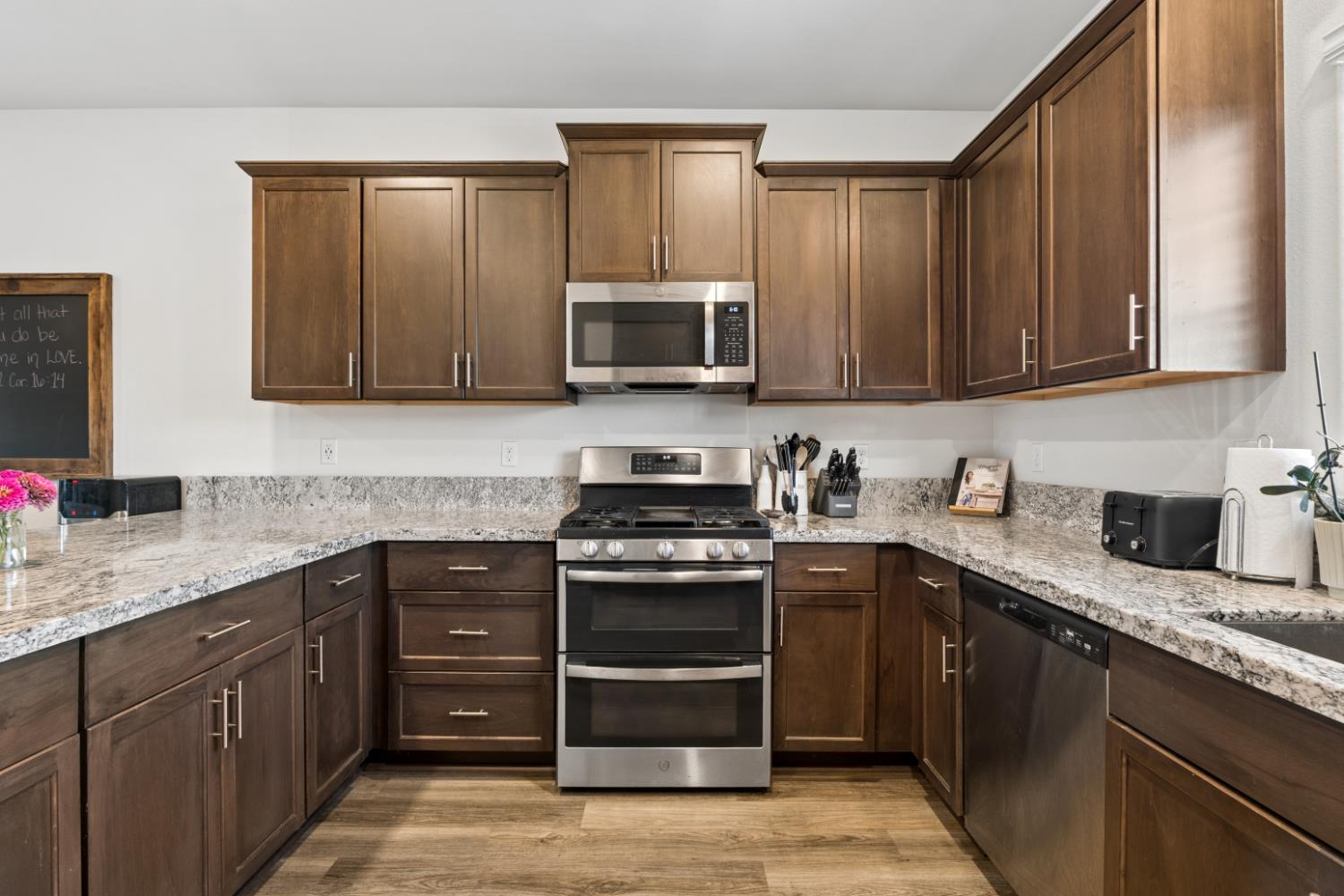 3567 Rocky Bottom St, Madera, CA 93637