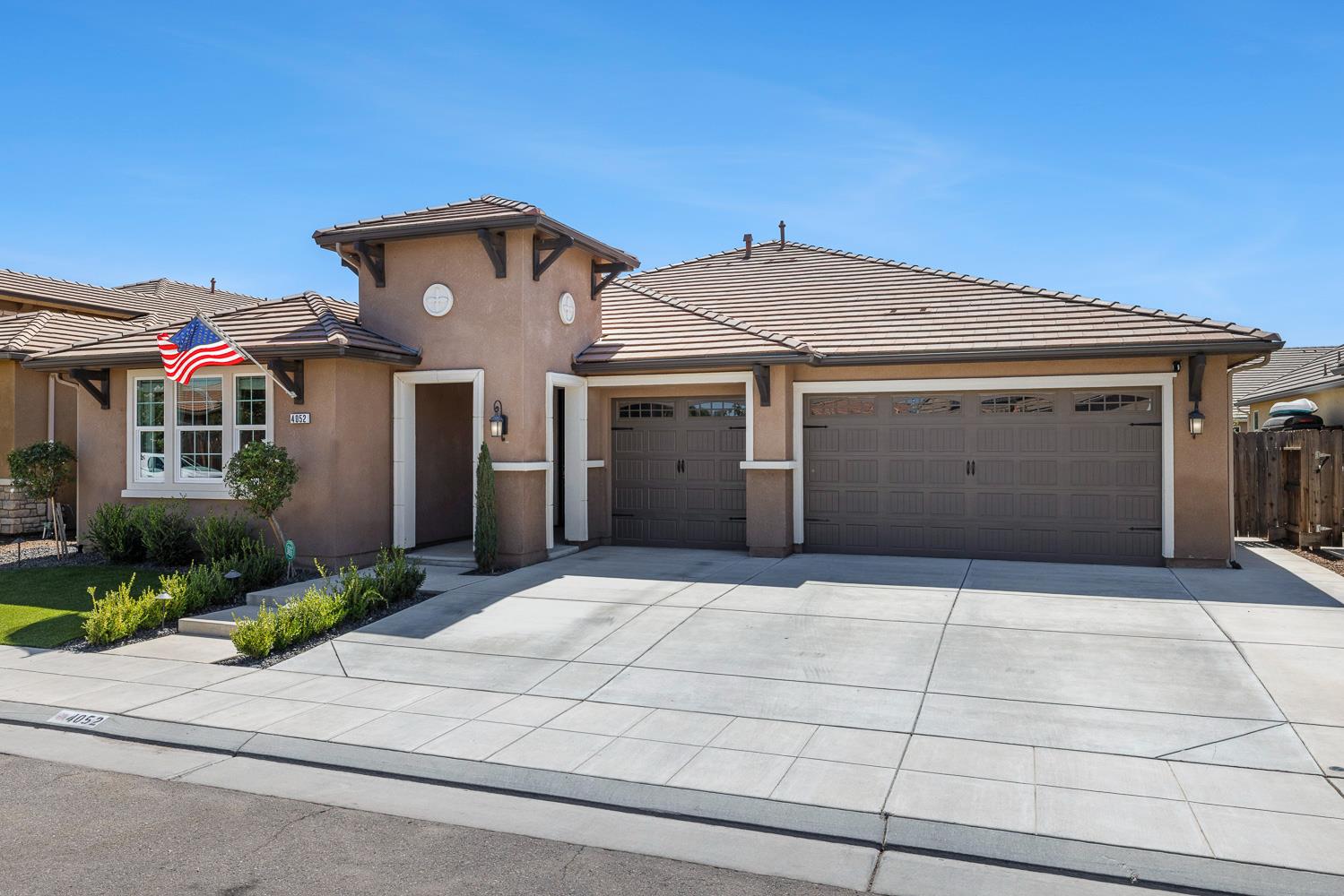 4052 Flint Ave, Clovis, CA 93619