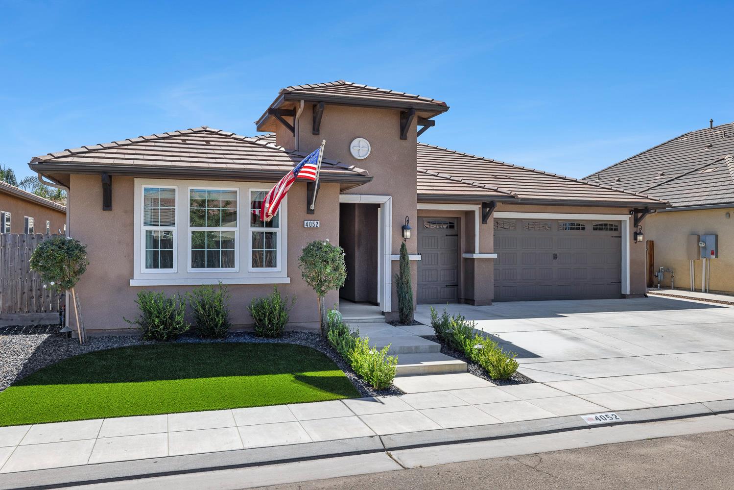 4052 Flint Ave, Clovis, CA 93619