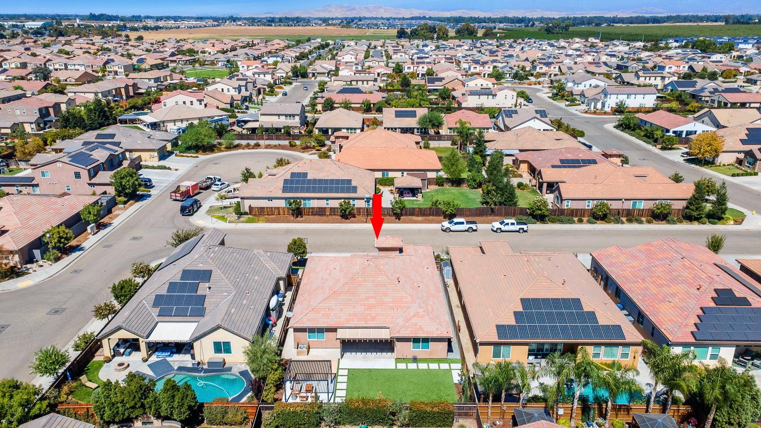 4052 Flint Ave, Clovis, CA 93619