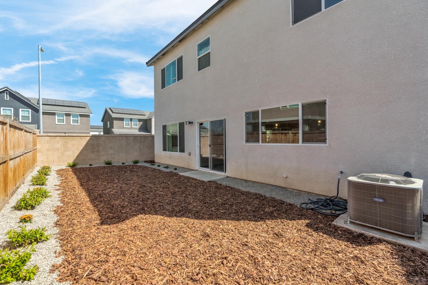1069 Plum Tree Ave, Clovis, CA 93619
