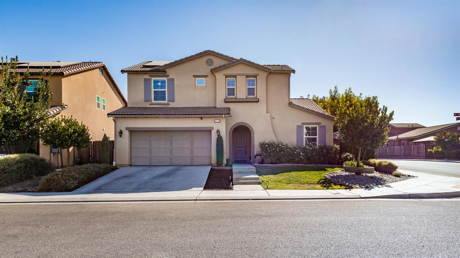 1115 Sanders Ave, Clovis, CA 93619