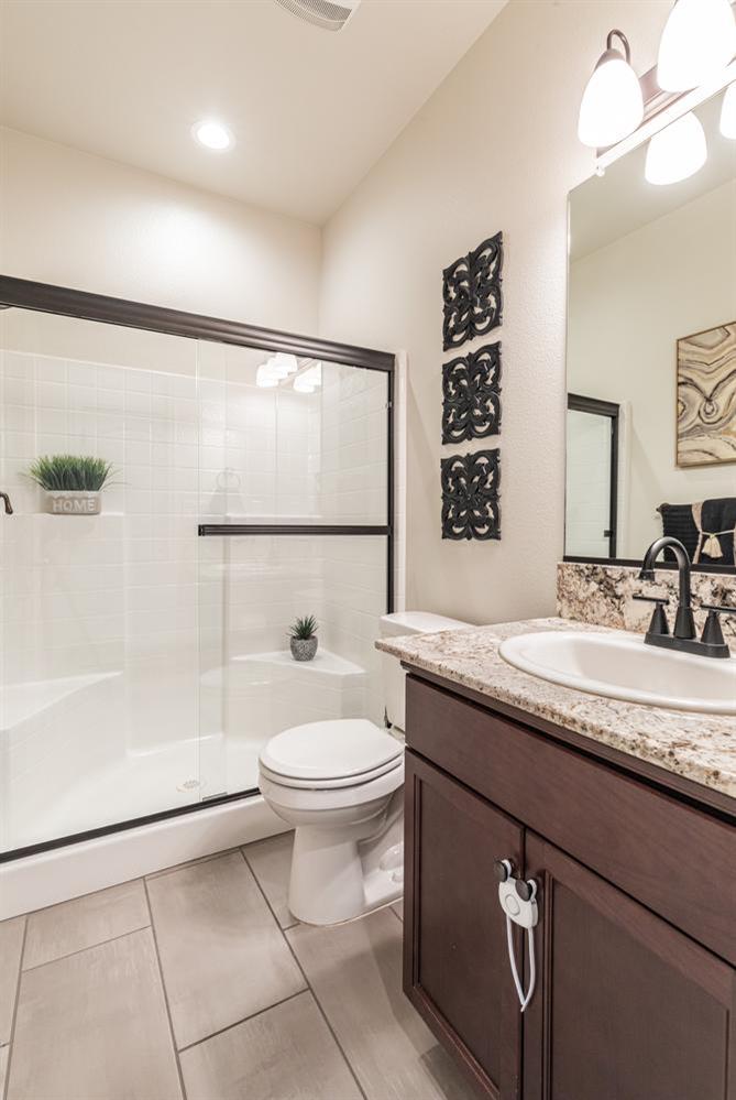 1115 Sanders Ave, Clovis, CA 93619