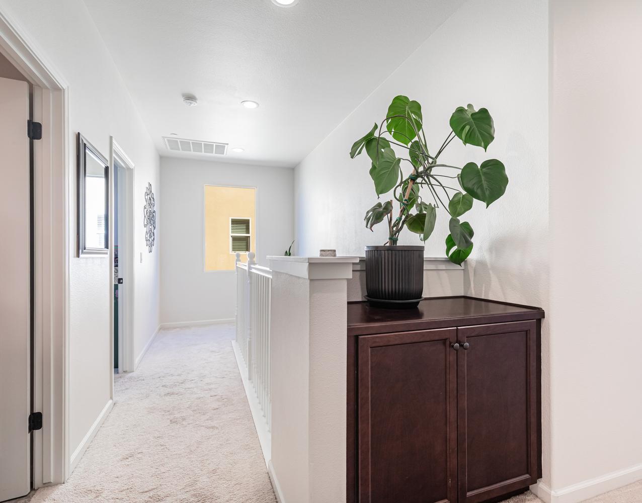 1115 Sanders Ave, Clovis, CA 93619