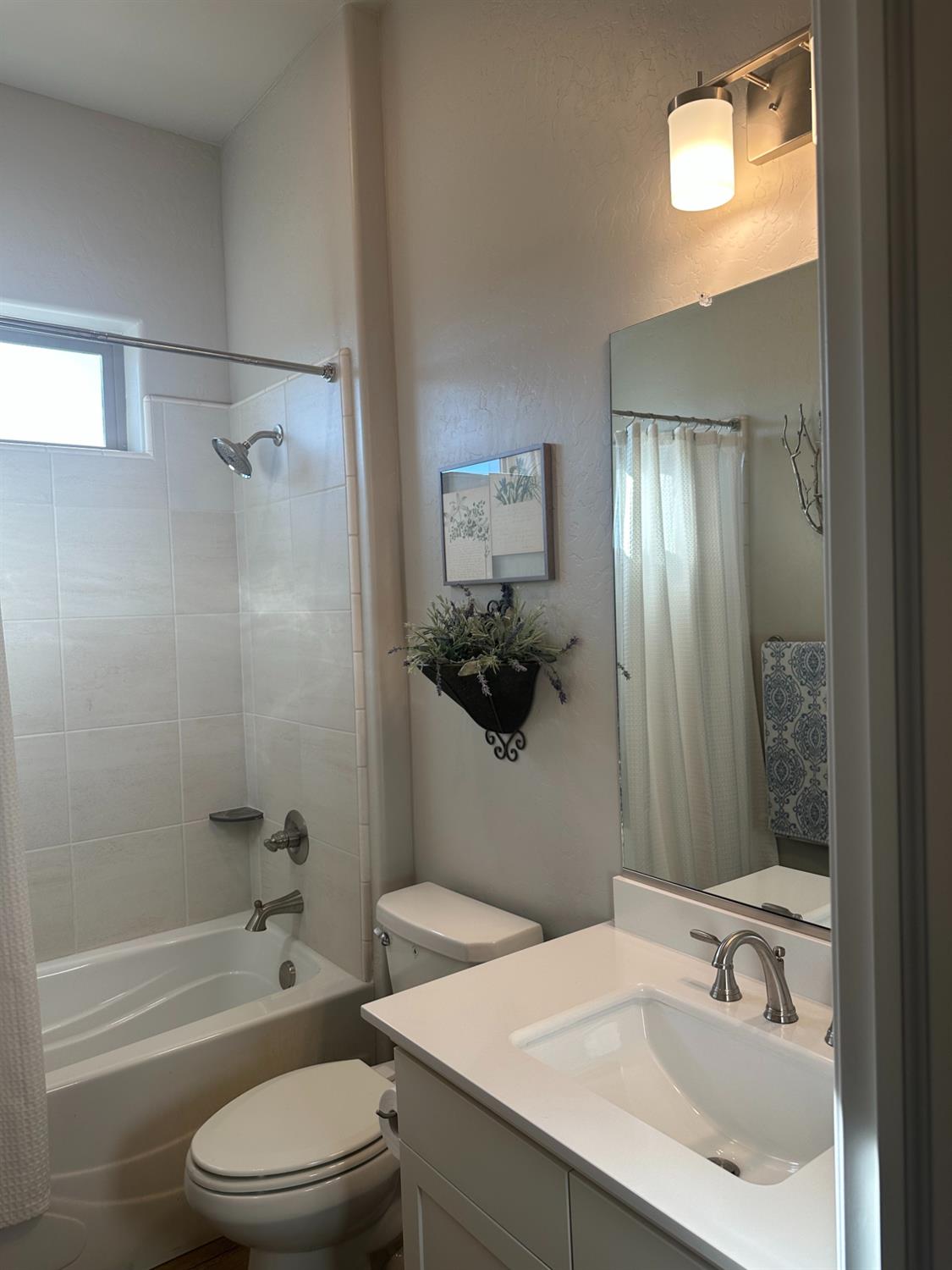 19732 Desert Willow Ln, Friant, CA 93626