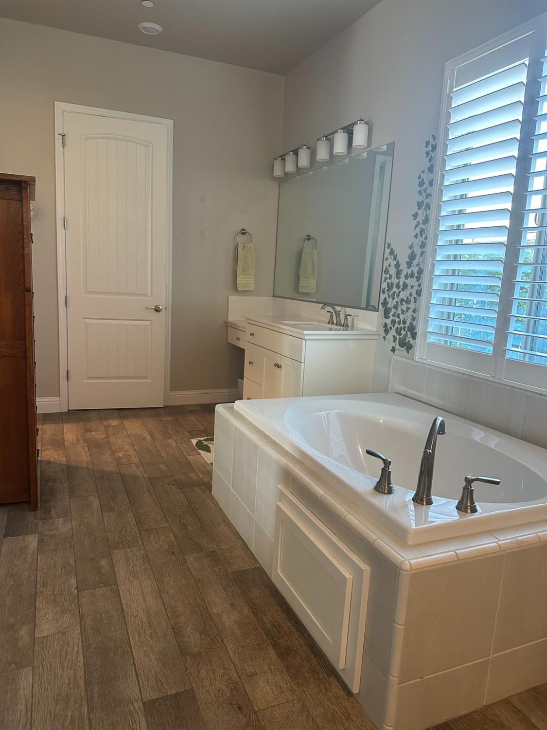 19732 Desert Willow Ln, Friant, CA 93626