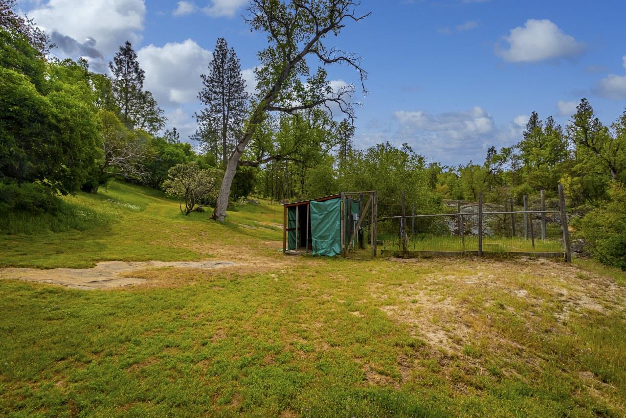 50622 Critter Creek Ln, Oakhurst, CA 93644
