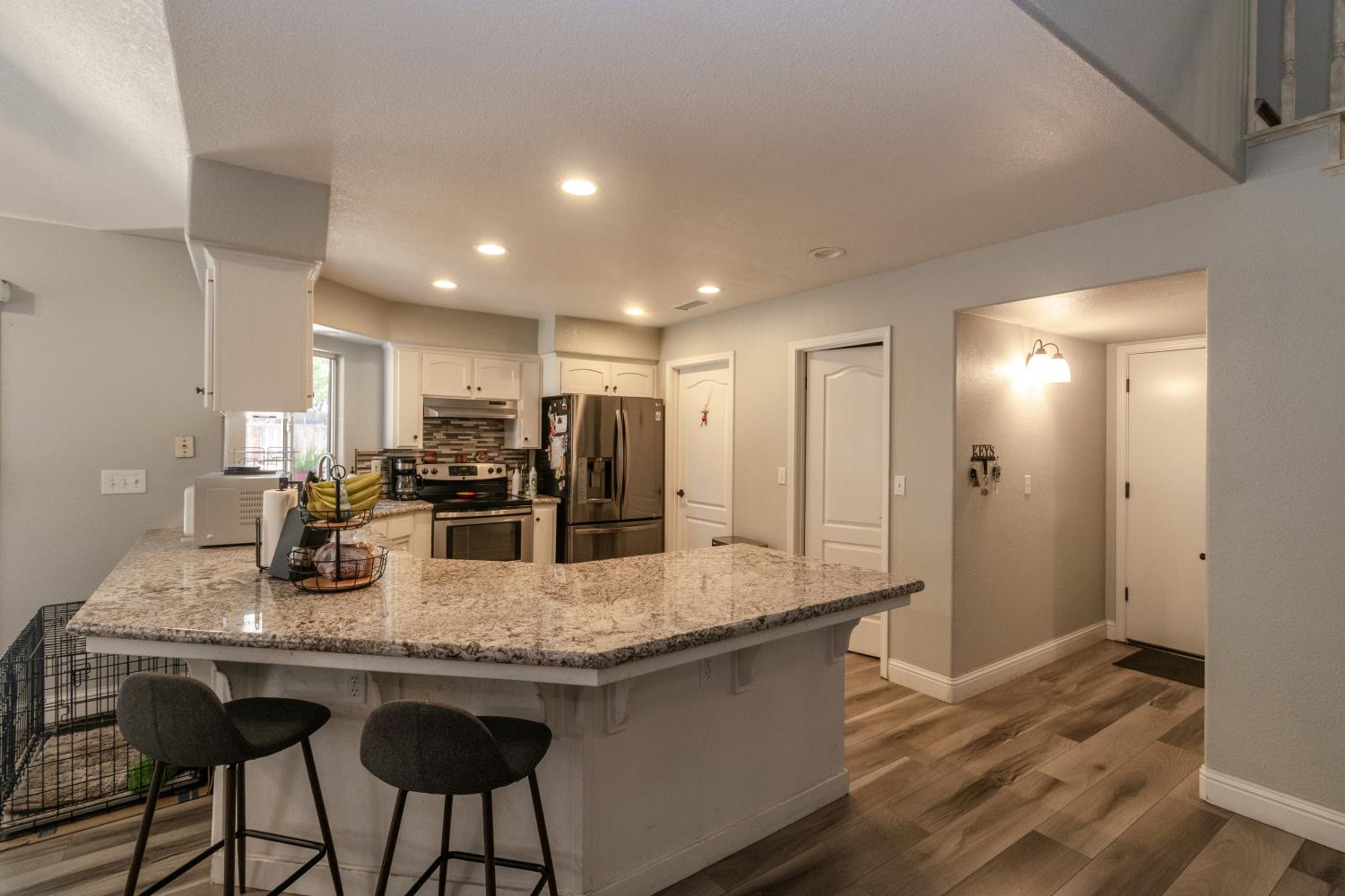 6257 N Capri Ct, Fresno, CA 93711