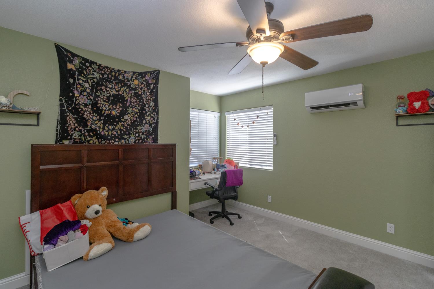 6257 N Capri Ct, Fresno, CA 93711