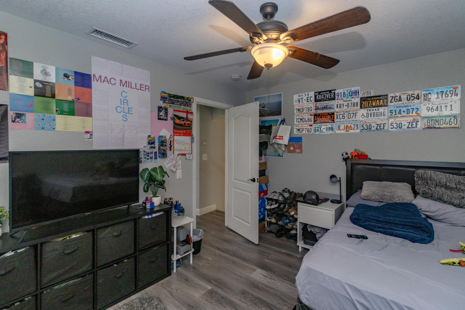 6257 N Capri Ct, Fresno, CA 93711