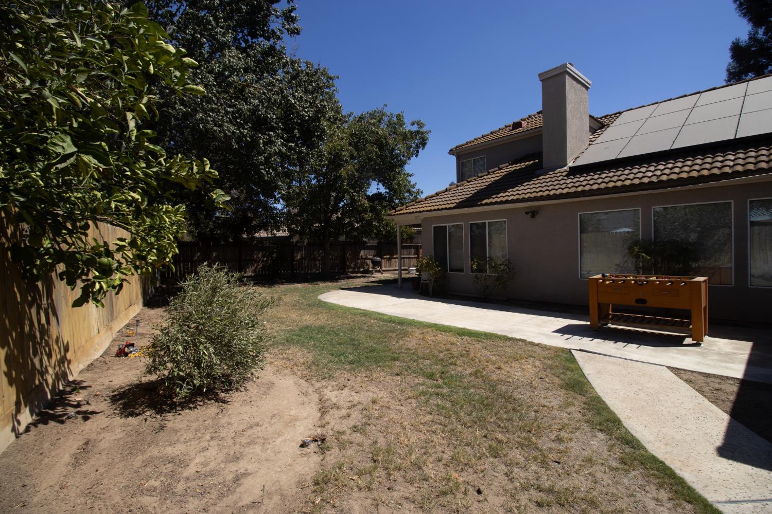6257 N Capri Ct, Fresno, CA 93711