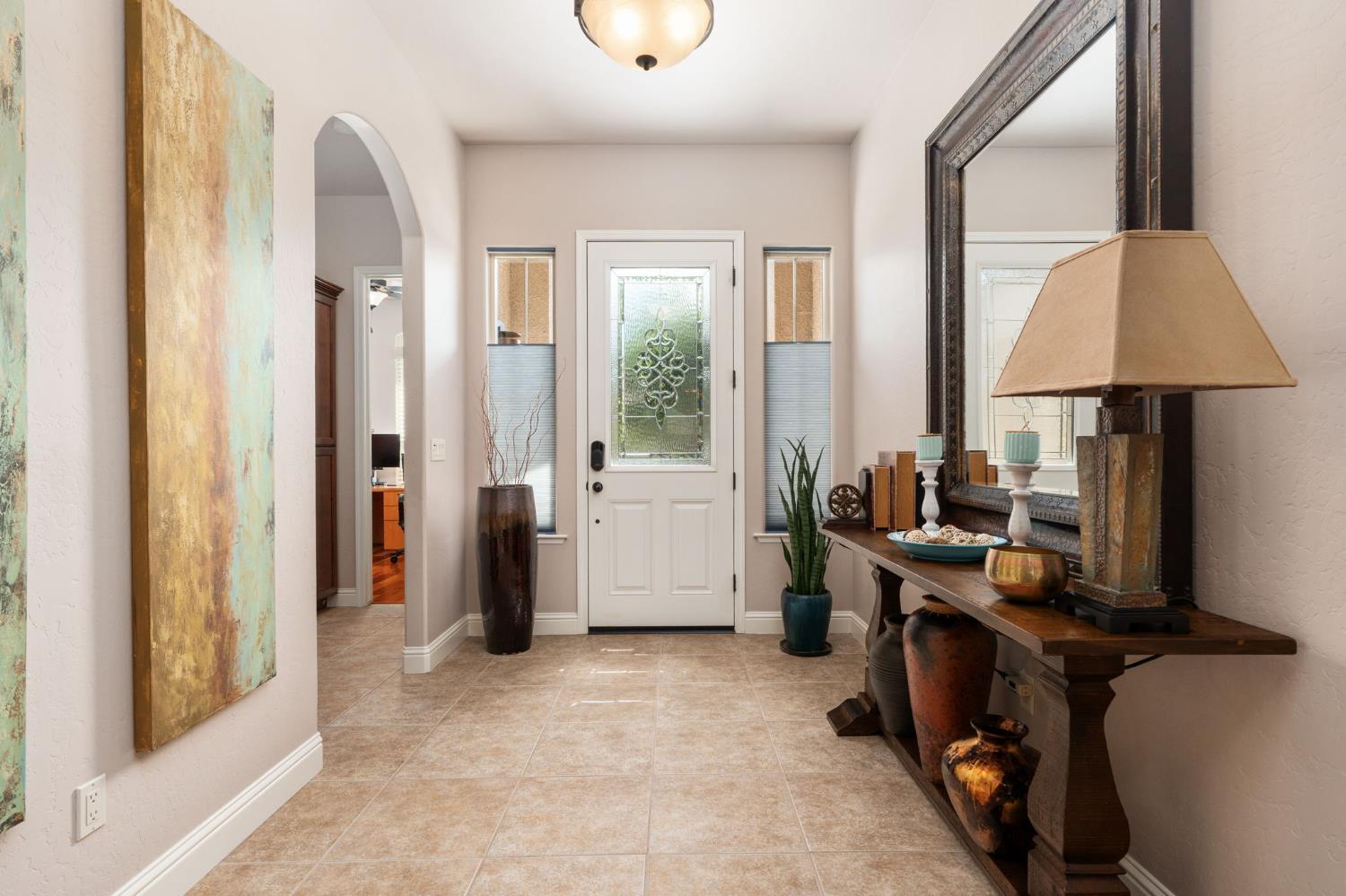 11361 N Via Verona Way, Fresno, CA 93730
