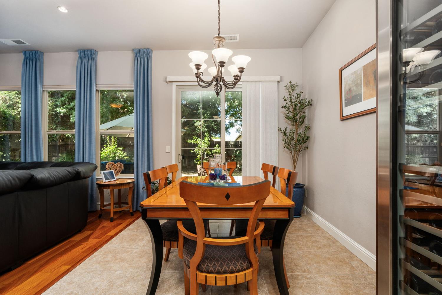 11361 N Via Verona Way, Fresno, CA 93730