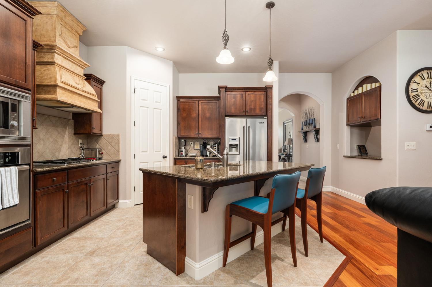 11361 N Via Verona Way, Fresno, CA 93730