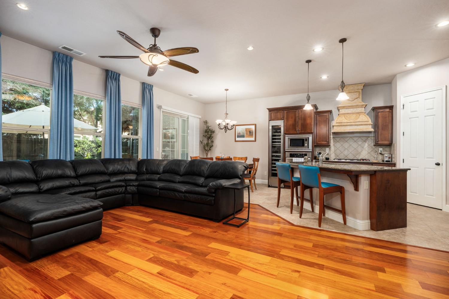 11361 N Via Verona Way, Fresno, CA 93730