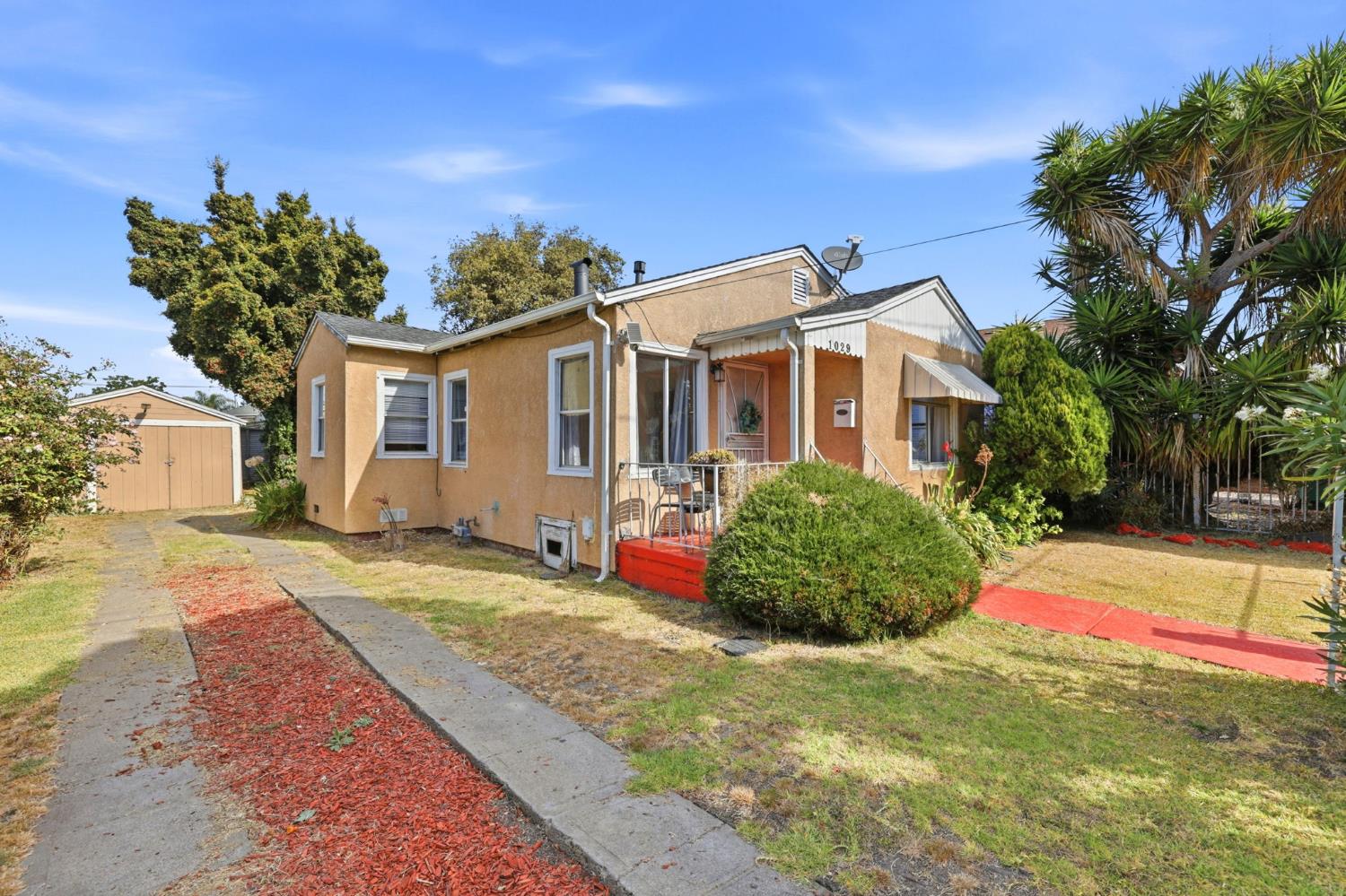 1029 73rd Ave, Oakland, CA 94621