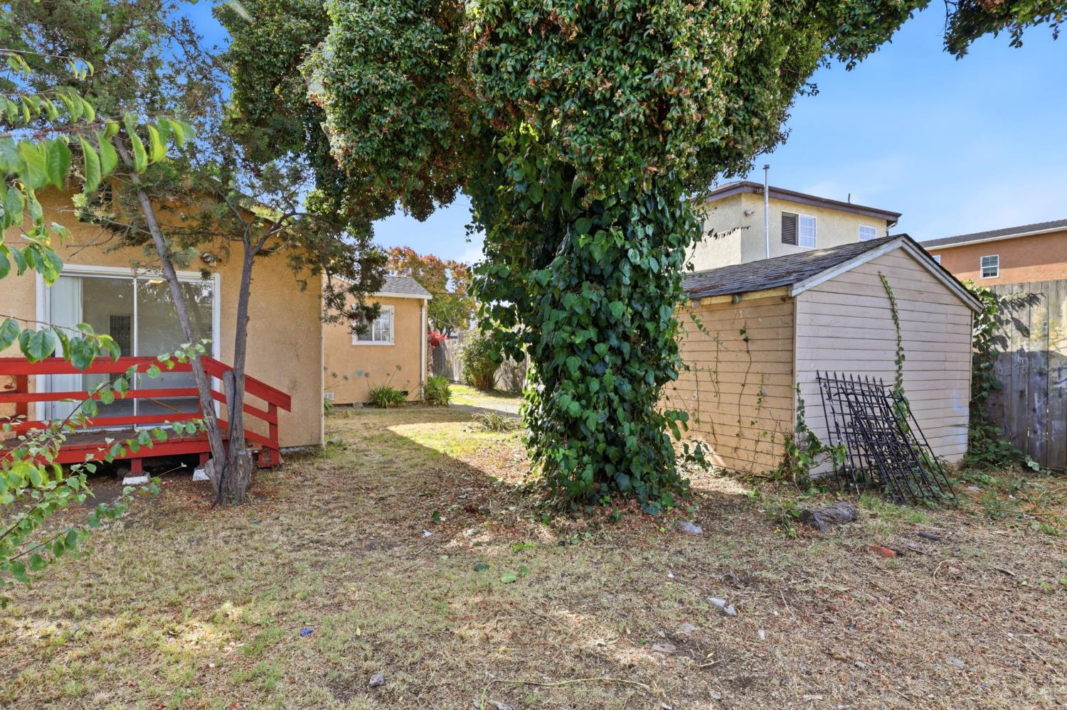 1029 73rd Ave, Oakland, CA 94621