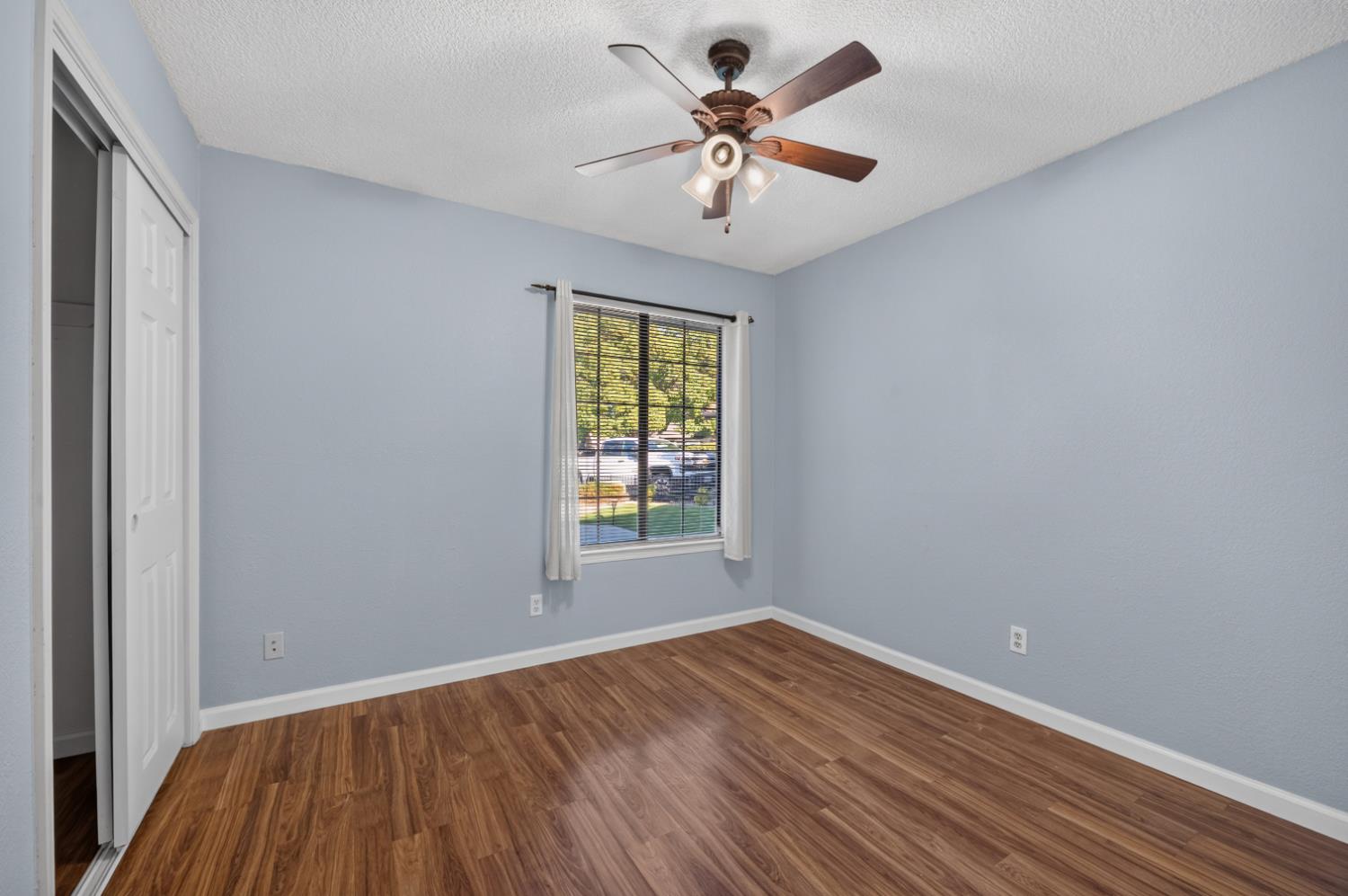 6189 N Cleo Ave, Fresno, CA 93722