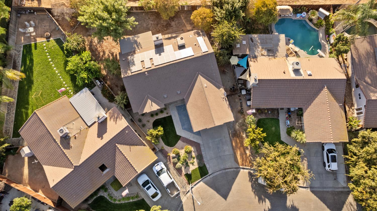 6189 N Cleo Ave, Fresno, CA 93722