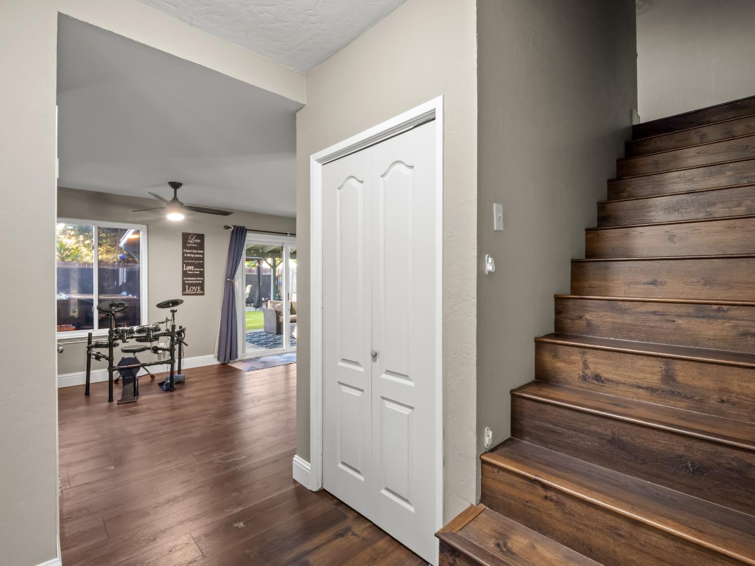 146 W Portland Ave, Fresno, CA 93711