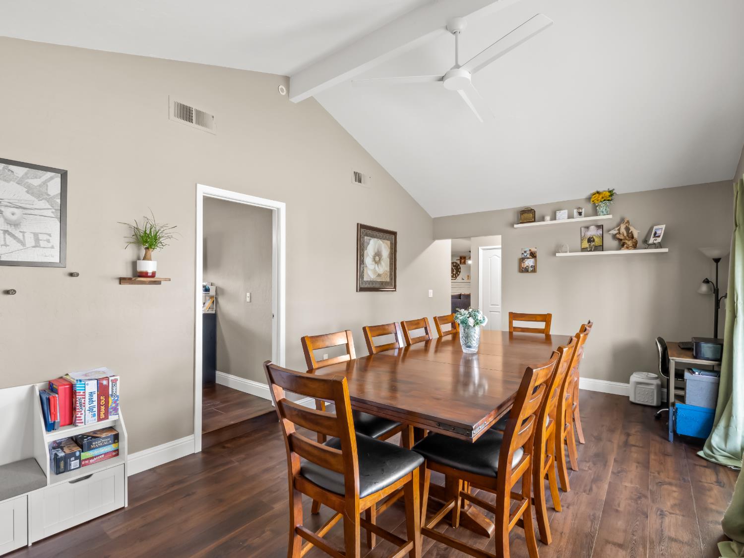 146 W Portland Ave, Fresno, CA 93711