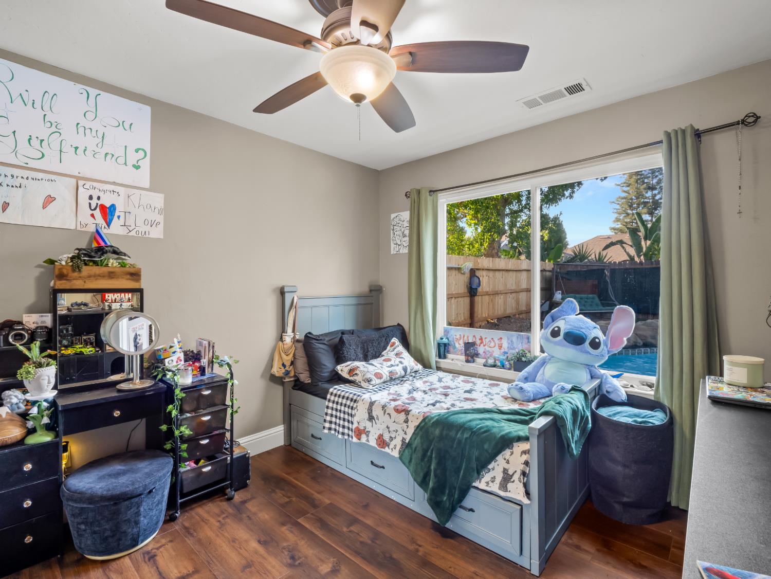 146 W Portland Ave, Fresno, CA 93711