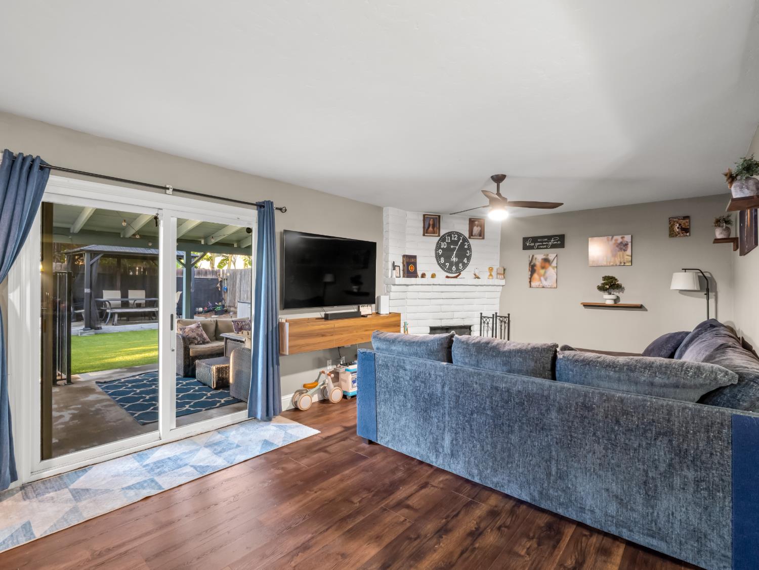 146 W Portland Ave, Fresno, CA 93711