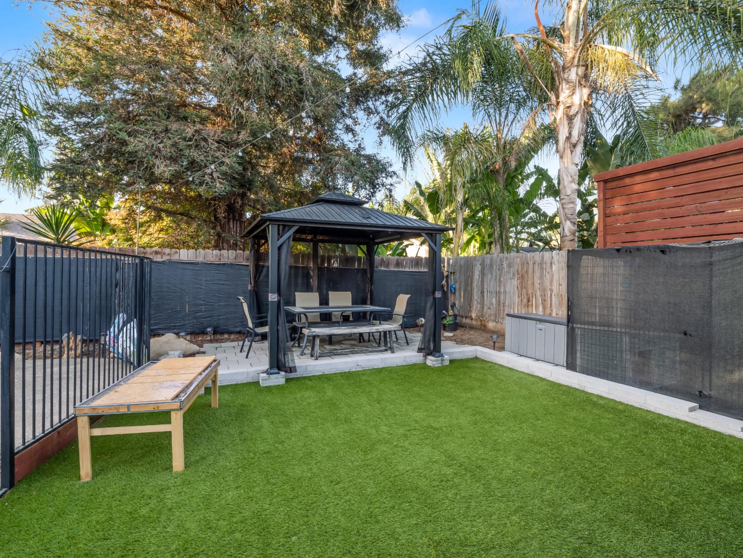 146 W Portland Ave, Fresno, CA 93711