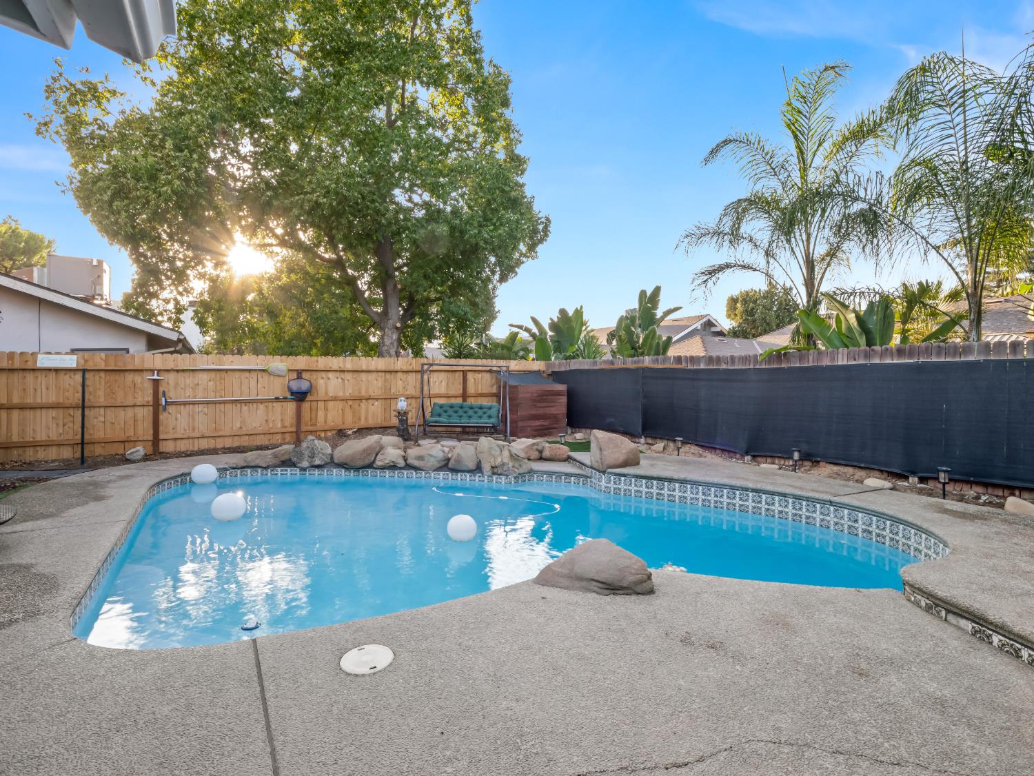 146 W Portland Ave, Fresno, CA 93711
