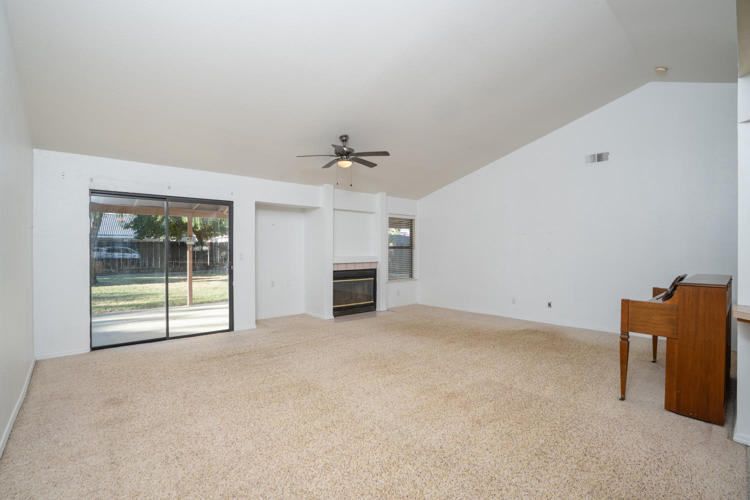 418 San Madele Ave, Coalinga, CA 93210