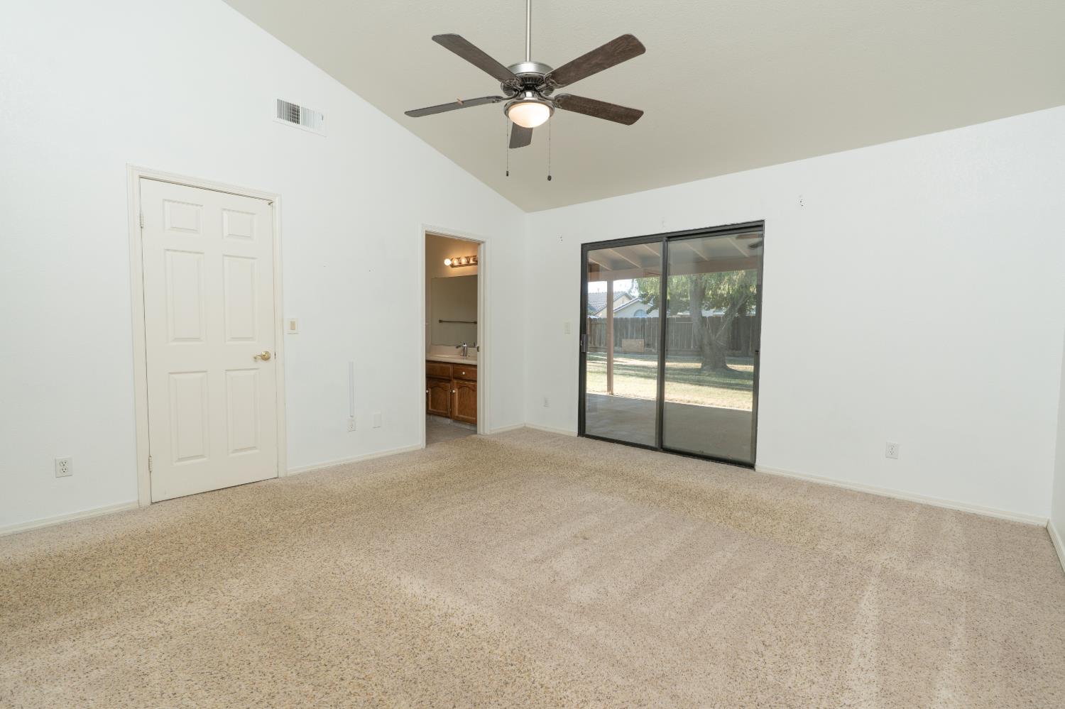 418 San Madele Ave, Coalinga, CA 93210