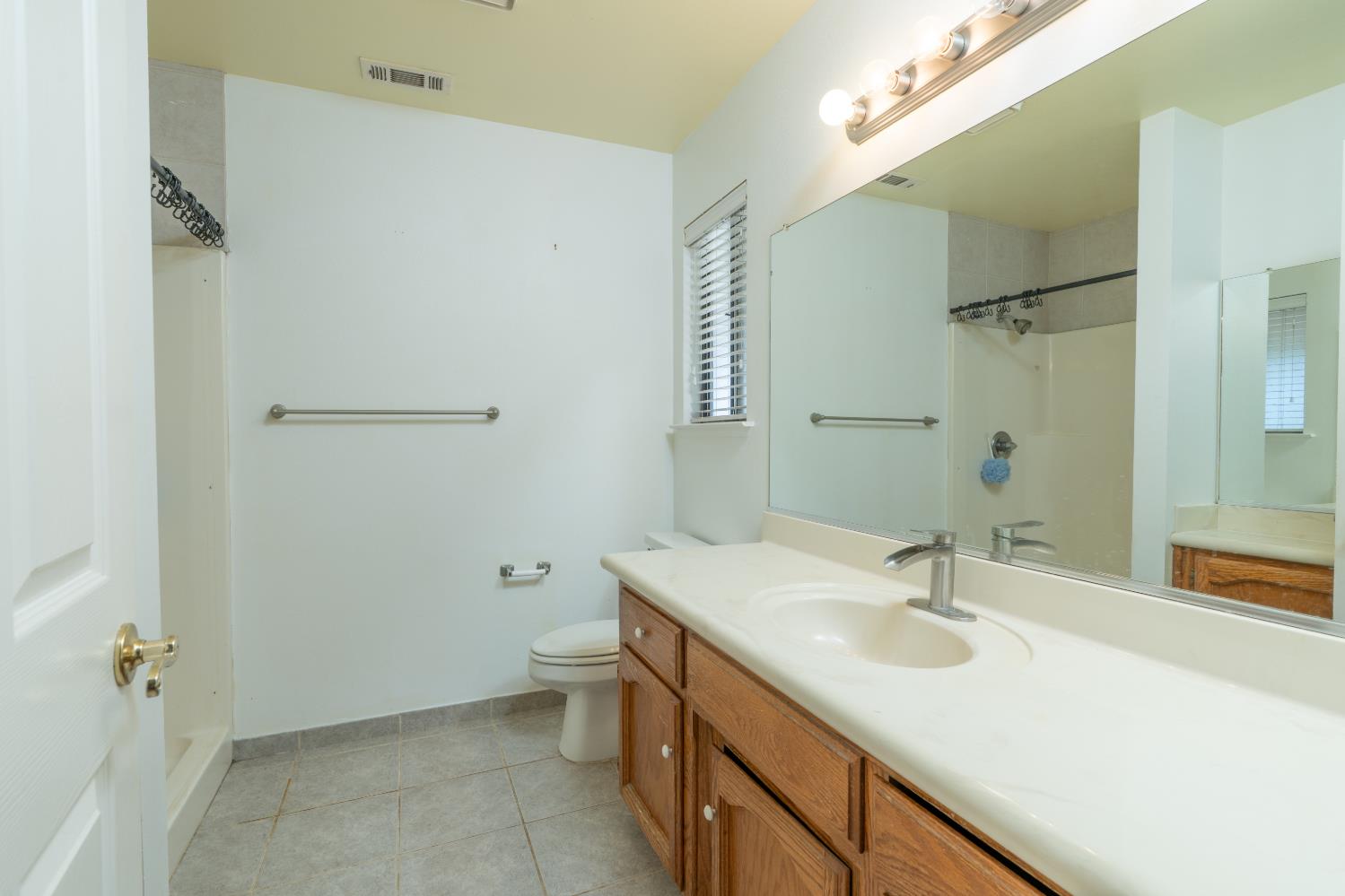 418 San Madele Ave, Coalinga, CA 93210