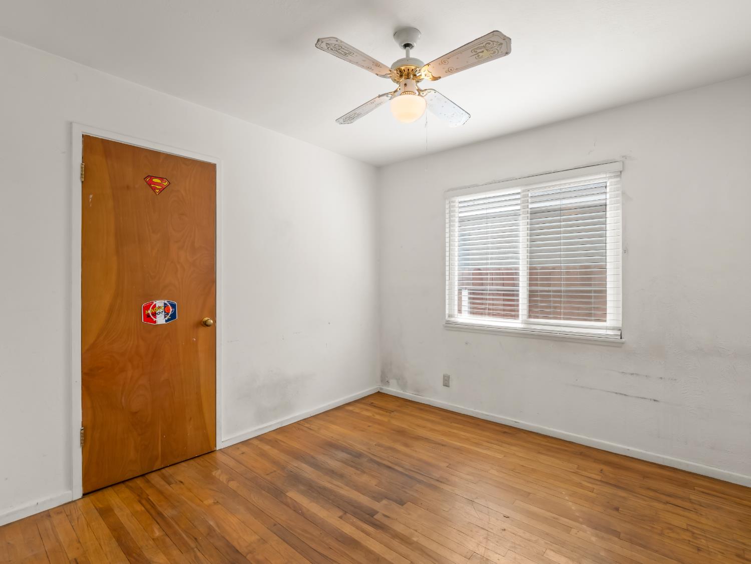 2014 E Simpson Ave E, Fresno, CA 93703