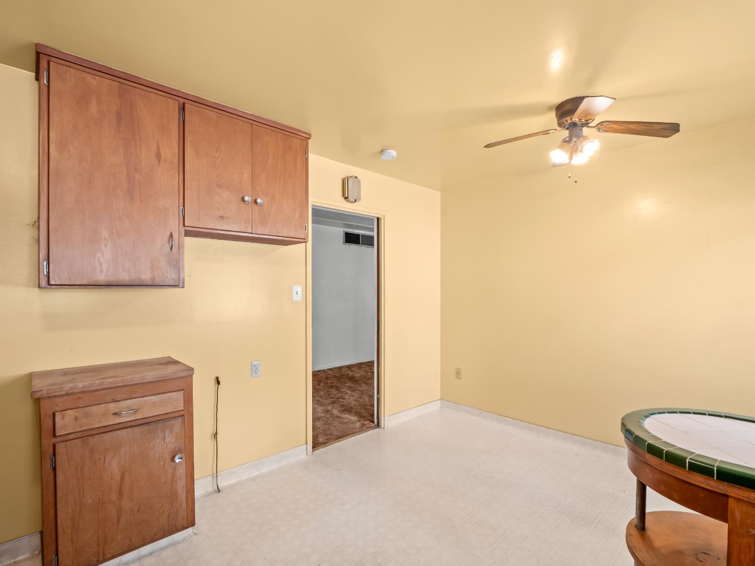 2014 E Simpson Ave E, Fresno, CA 93703