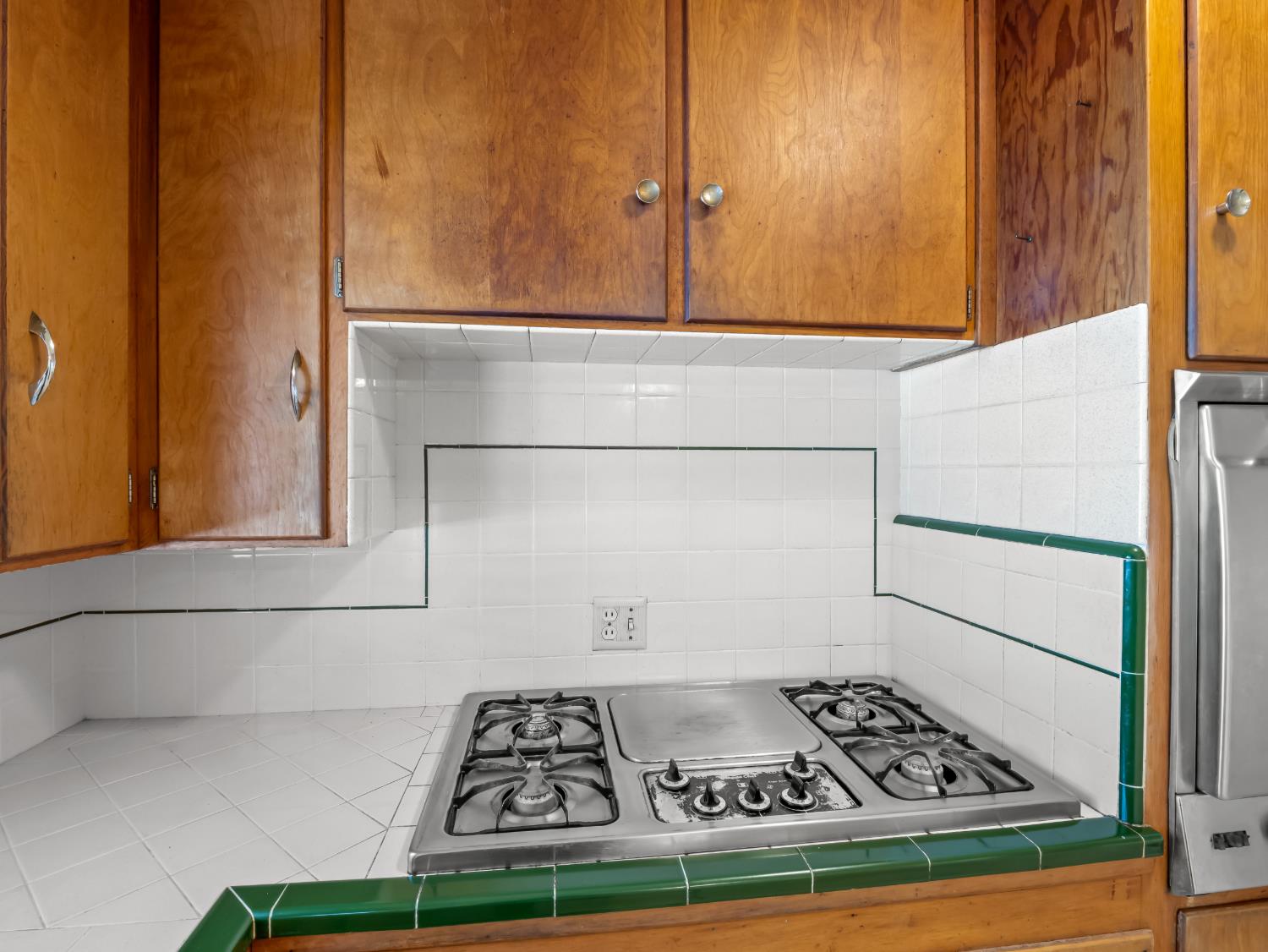 2014 E Simpson Ave E, Fresno, CA 93703