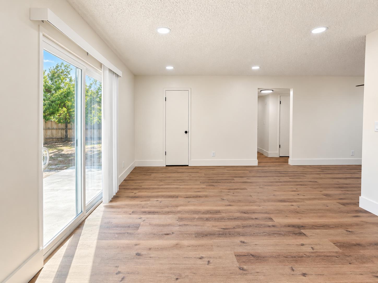 15985 Edmiston Ave, Ivanhoe, CA 93235