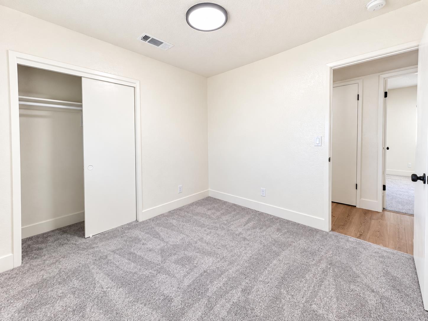15985 Edmiston Ave, Ivanhoe, CA 93235