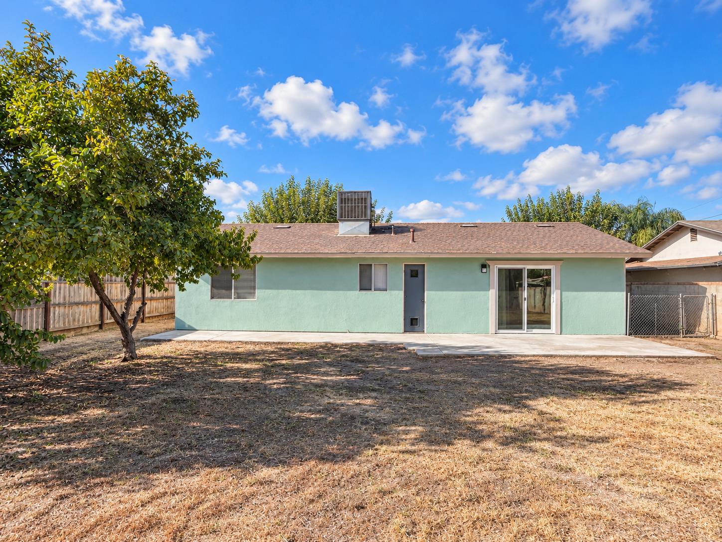 15985 Edmiston Ave, Ivanhoe, CA 93235