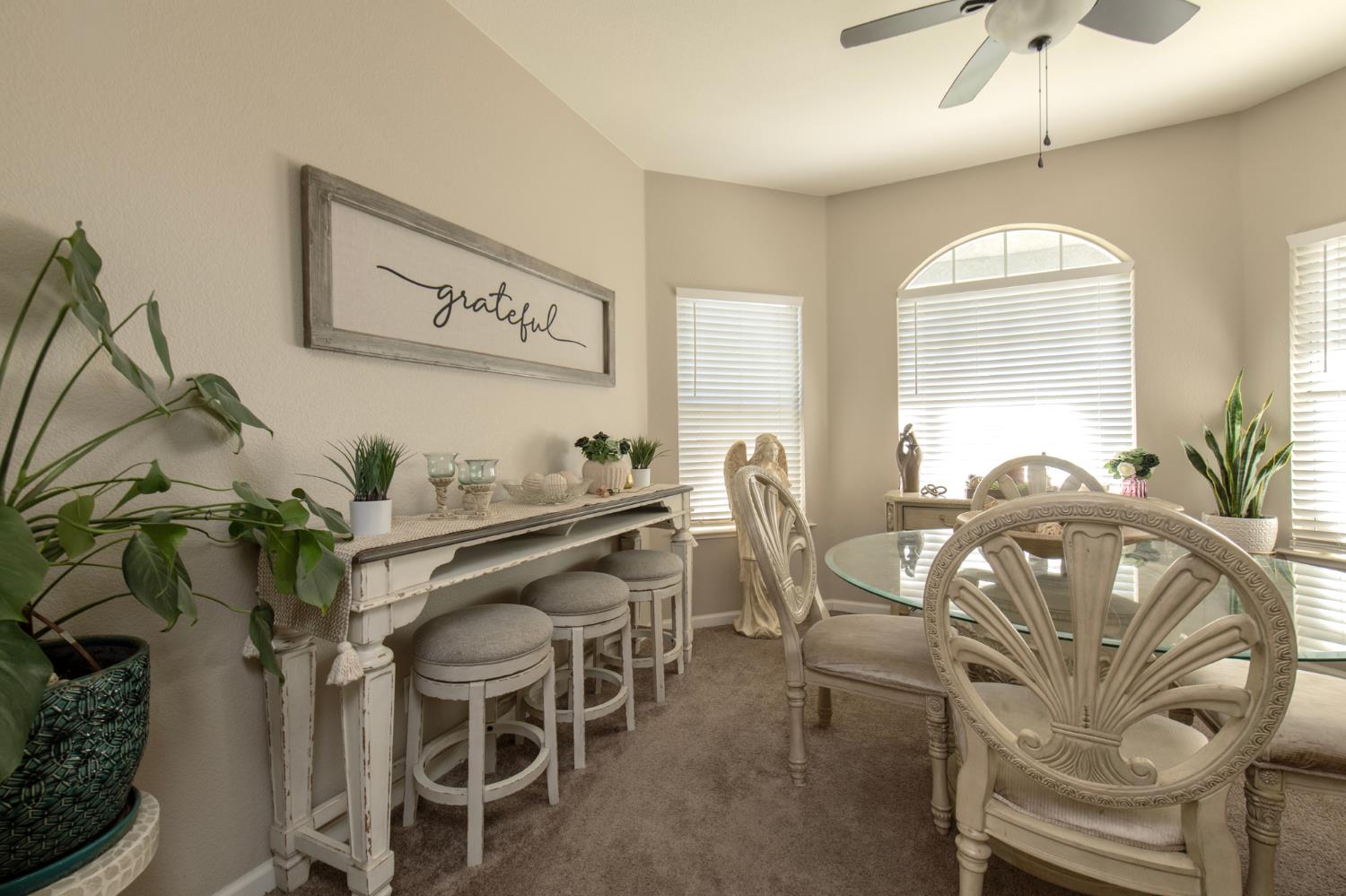 10187 N Price Ave, Fresno, CA 93730