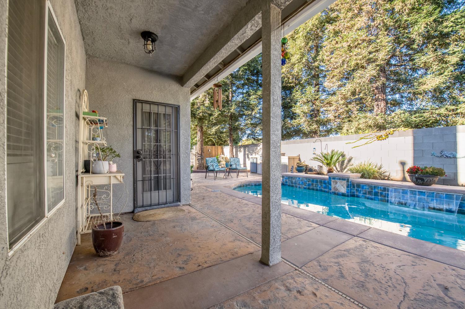 10187 N Price Ave, Fresno, CA 93730