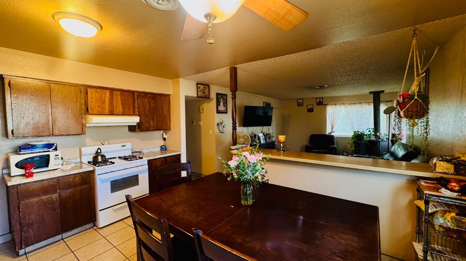 8700 Greenfield Park, Bakersfield, CA 93307