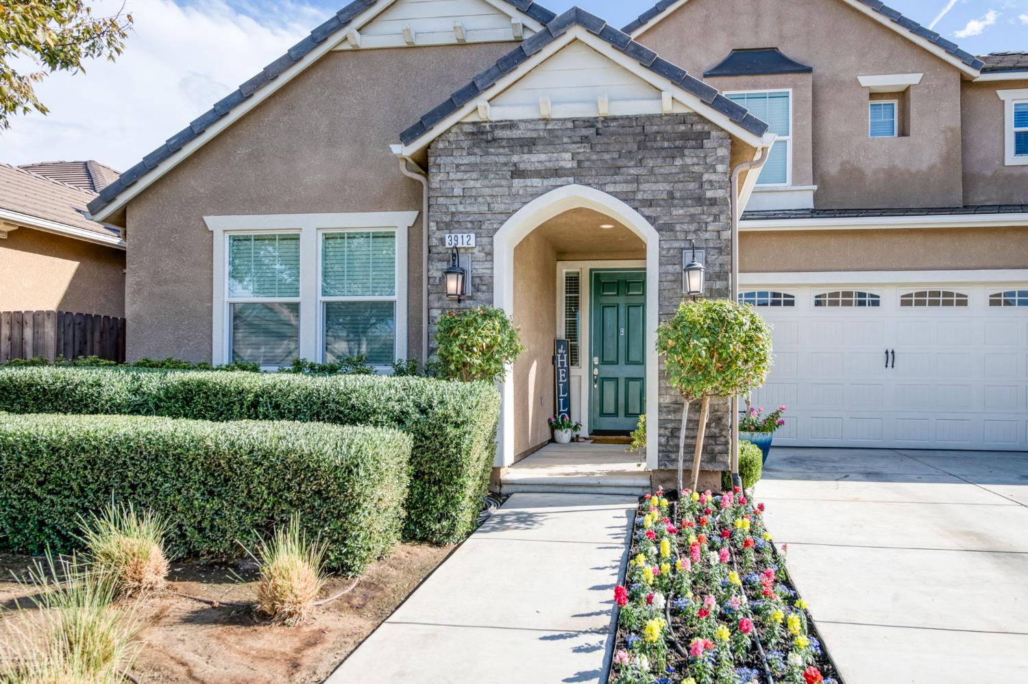 3912 Sussex Ave, Clovis, CA 93619
