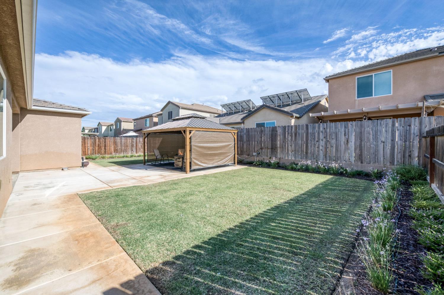 3912 Sussex Ave, Clovis, CA 93619